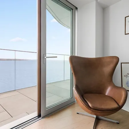 Designers Penthouse In The Clouds *